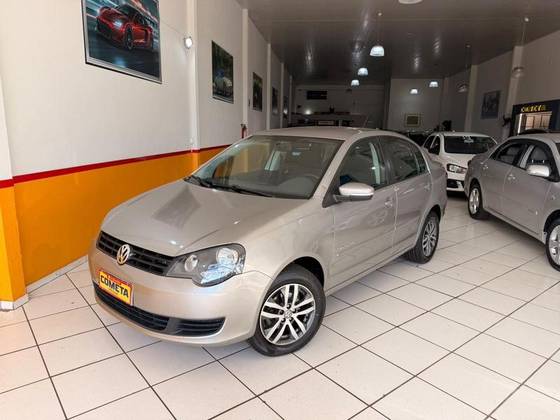 VOLKSWAGEN POLO SEDAN 1.6 MI 8V FLEX 4P AUTOMATIZADO